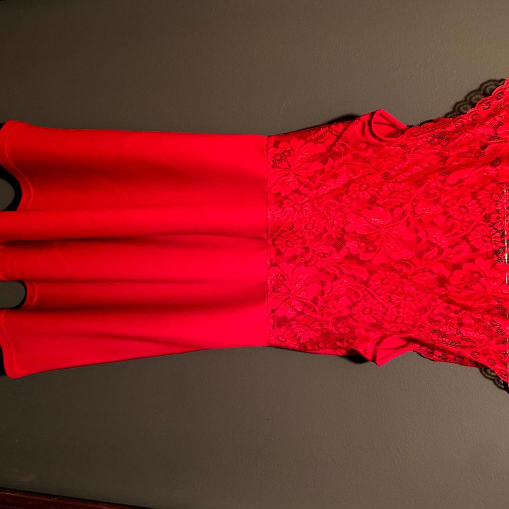 Red Lace Back Dress - Picture 3 of 4